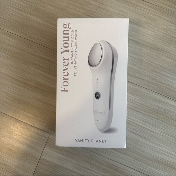 Vanity Planet Forever Young Instant Hot & Cold Rejuvenating Facial Wand - Picture 1 of 1